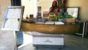 La boutique - Le Quai des Pirates - Coquillages Martigues - meilleur resto MARTIGUES